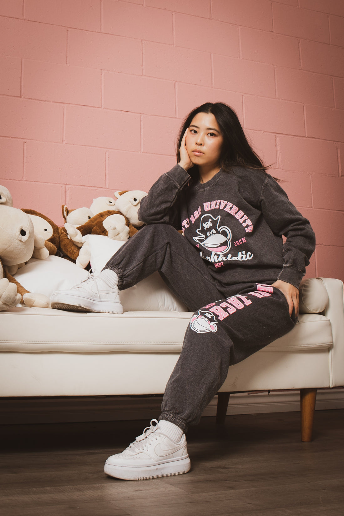 Booty Bay - Bobby Jack Vintage Sweatshirt - Black — image 7
